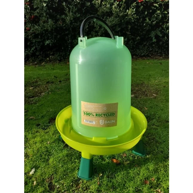 Gaun Abreuvoir Poule à Pieds En Plastique Recyclé Eco 10L 3 Gaun Abreuvoir Poule à Pieds En Plastique Recyclé Eco 10L
