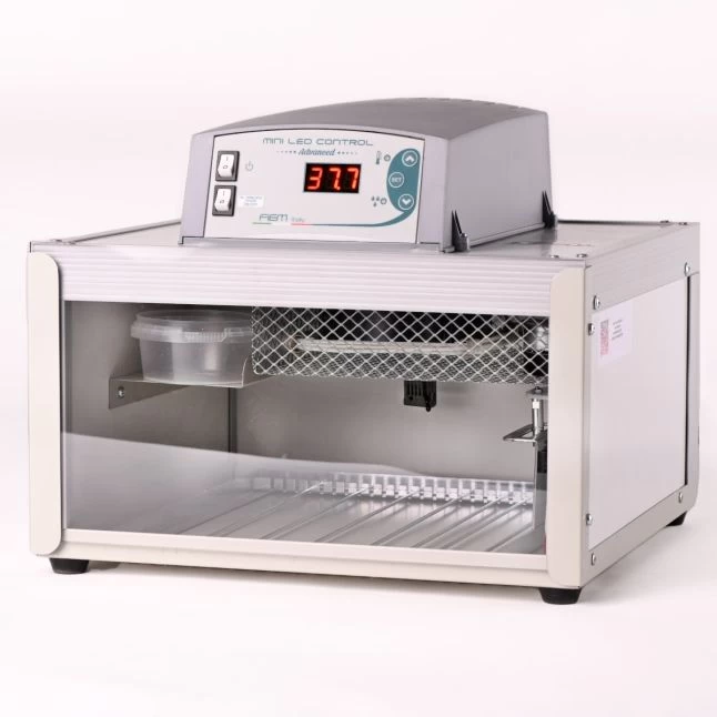 Couveuse Automatique Digitale Poule Cip Cip 28 Mini LED Advanced PVC Capacité 28 œufs - FIEM 3 Couveuse Automatique Digitale Poule Cip Cip 28 Mini LED Advanced PVC Capacité 28 œufs - FIEM