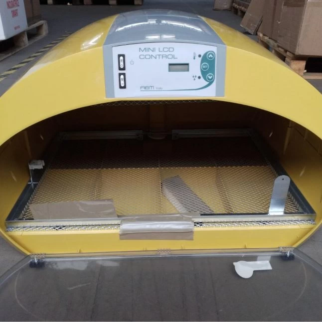 Couveuse Automatique Digitale Poule Cosmo 72 Mini LCD Capacité 72 œufs - FIEM 6 Couveuse Automatique Digitale Poule Cosmo 72 Mini LCD Capacité 72 œufs - FIEM – Image 4