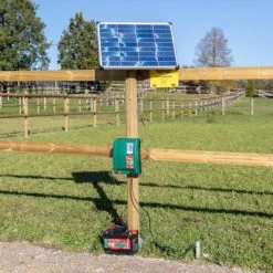 KERBL Electrificateur De Clôture Poule Et Volaille Secteur Duo Power X 6000 Smart - Ako 13 KERBL Electrificateur De Clôture Poule Et Volaille Secteur Duo Power X 6000 Smart - Ako -Poulailler Série Magasin electrificateur duo power x 6000 smart ako installe avec panneau solaire