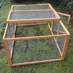 Parc Grillagé Pour Poulailler Farmer L Et XL Bois FSC 17 Parc Grillagé Pour Poulailler Farmer L Et XL Bois FSC -Poulailler Série Magasin extension poulailler farmer bois fsc tout ouvert