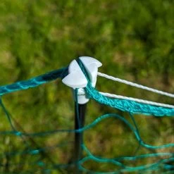 Filet Poule Grande Hauteur Double Pointe 50m X 1,26m - Zen Farm 37 Filet Poule Grande Hauteur Double Pointe 50m X 1,26m - Zen Farm -Poulailler Série Magasin filet poule zen farm 126cm 15m detail capuchon 2