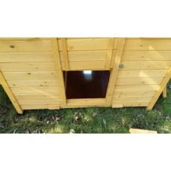 Poulailler Cémani XXL Toit Shingle Noir 15 à 18 Poules 19 Poulailler Cémani XXL Toit Shingle Noir 15 à 18 Poules -Poulailler Série Magasin grand poulailler bassette xxl 15 18 poules vue porte 1