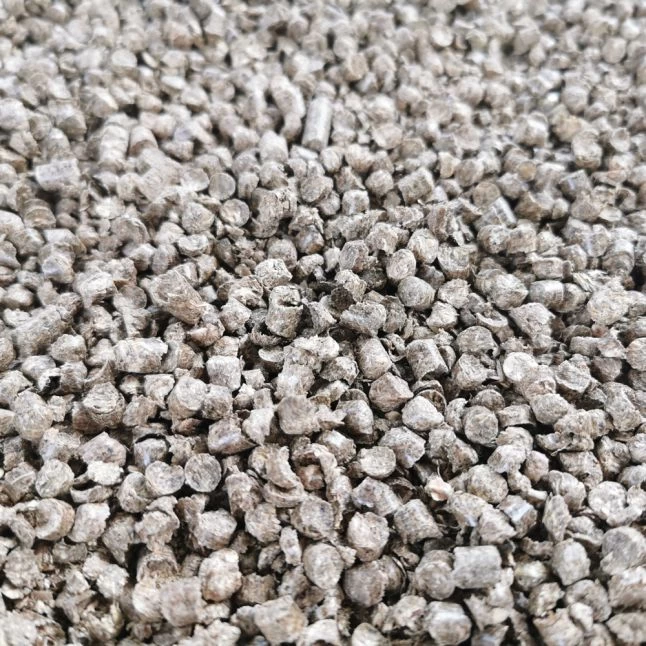 Litière Végétale Poule Émietté De Paille BIO 16Kg - Gasco 4 Litière Végétale Poule Émietté De Paille BIO 16Kg - Gasco – Image 2