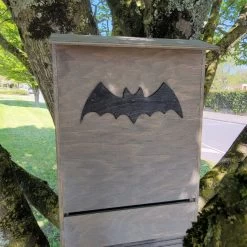 Nichoir Chauve-souris Bois FSC Grande Taille 10 Nichoir Chauve-souris Bois FSC Grande Taille -Poulailler Série Magasin maison chauve souris grande focus logo