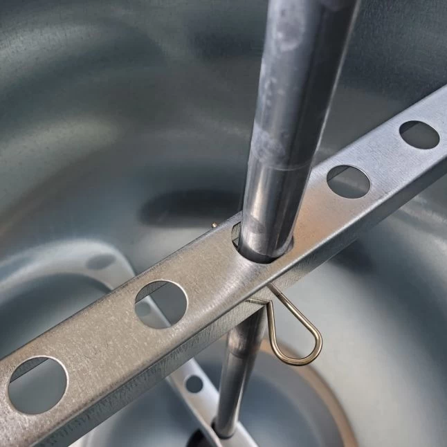 Mangeoire Galva Silo 5Kg + Couvercle 8 Mangeoire Galva Silo 5Kg + Couvercle – Image 6