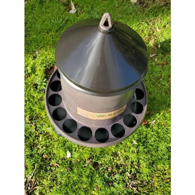 Gaun Mangeoire Poule à Pieds En Plastique Recyclé Eco 4Kg 4 Gaun Mangeoire Poule à Pieds En Plastique Recyclé Eco 4Kg – Image 2