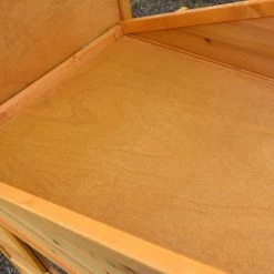 Poulailler Orava Toit Shingle Ouvrant 2 à 4 Poules 38 Poulailler Orava Toit Shingle Ouvrant 2 à 4 Poules -Poulailler Série Magasin orava vue zoom e grenier toit ouvert