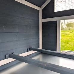 Poulailler Bantam XL Bleu Toit Shingle 2 à 4 Poules 18 Poulailler Bantam XL Bleu Toit Shingle 2 à 4 Poules -Poulailler Série Magasin poulailler bantam xl bleu focus int rieur ouvert