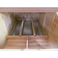 Poulailler Bantam XL 2 à 4 Poules Toit Shingle Avec Extension Parc Grillagé 14 Poulailler Bantam XL 2 à 4 Poules Toit Shingle Avec Extension Parc Grillagé -Poulailler Série Magasin poulailler bantam xl shingle noir vue interieur 1