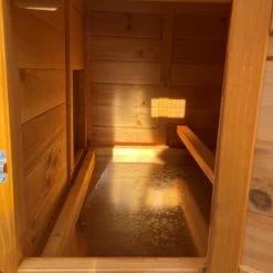 Poulailler Bréda S 1 à 2 Poules Toit Bois 19 Poulailler Bréda S 1 à 2 Poules Toit Bois -Poulailler Série Magasin poulailler bois breda s interieur