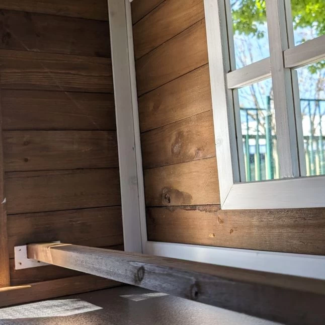 Poulailler Brahma Toit Shingle 6 à 8 Poules Bois FSC 17 Poulailler Brahma Toit Shingle 6 à 8 Poules Bois FSC – Image 15