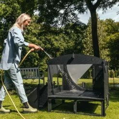 Poulailler Nestera Sur Pieds Taille M Plastique Recyclé 5 à 9 Poules 19 Poulailler Nestera Sur Pieds Taille M Plastique Recyclé 5 à 9 Poules -Poulailler Série Magasin poulailler plastique recycle nestera nettoyage facile 1