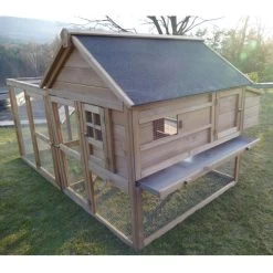 Poulailler Plymouth Toit Shingle Ouvrant 4 à 6 Poules Bois FSC Avec Extension Parc Grillagé 18 Poulailler Plymouth Toit Shingle Ouvrant 4 à 6 Poules Bois FSC Avec Extension Parc Grillagé -Poulailler Série Magasin poulailler plymouth 6 8 poules bois fsc vue de cote 2