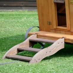 Poulailler Roulotte Toit Tôle 6 à 10 Poules Mobile 24 Poulailler Roulotte Toit Tôle 6 à 10 Poules Mobile -Poulailler Série Magasin poulailler roulotte vue escalier