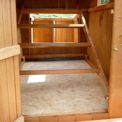 Poulailler Roulotte Toit Tôle 6 à 10 Poules Mobile 26 Poulailler Roulotte Toit Tôle 6 à 10 Poules Mobile -Poulailler Série Magasin poulailler roulotte vue interieur