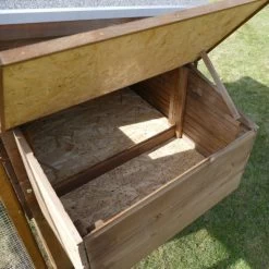 Poulailler Suisse XL Toit Shingle 8 à 10 Poules Bois Epicéa 23 Poulailler Suisse XL Toit Shingle 8 à 10 Poules Bois Epicéa -Poulailler Série Magasin poulailler suisse epicea interieur pondoir