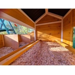 Poulailler Toit Renforcé M Toit Plastique 6 à 8 Poules 32 Poulailler Toit Renforcé M Toit Plastique 6 à 8 Poules -Poulailler Série Magasin poulailler toit renforce 6 a 8 poules vue partie nuit