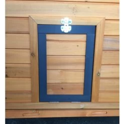 Poulailler Sussex XL Toit Shingle Noir Ouvrant 6 à 10 Poules Bois FSC 27 Poulailler Sussex XL Toit Shingle Noir Ouvrant 6 à 10 Poules Bois FSC -Poulailler Série Magasin poulailler sussex detail porte