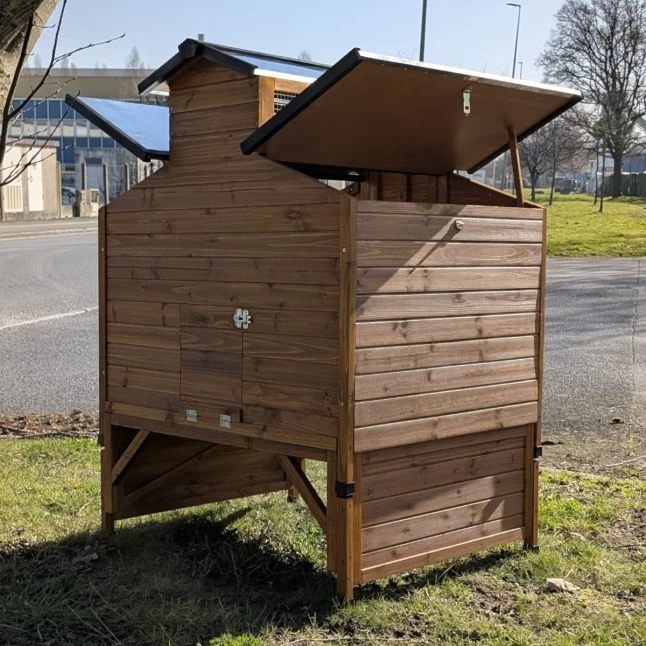 Poulailler Farmer L Toit Tôle Ouvrant 4 à 6 Poules Bois FSC Avec Rehausse 8 Poulailler Farmer L Toit Tôle Ouvrant 4 à 6 Poules Bois FSC Avec Rehausse – Image 6