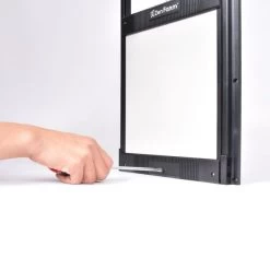 Trappe Sécurité Pour Poulailler Avec Loquet De Verrouillage Taille Unique - Zen Farm 7 Trappe Sécurité Pour Poulailler Avec Loquet De Verrouillage Taille Unique - Zen Farm -Poulailler Série Magasin trappe autobloquante poulailler taille unique zen farm loquet